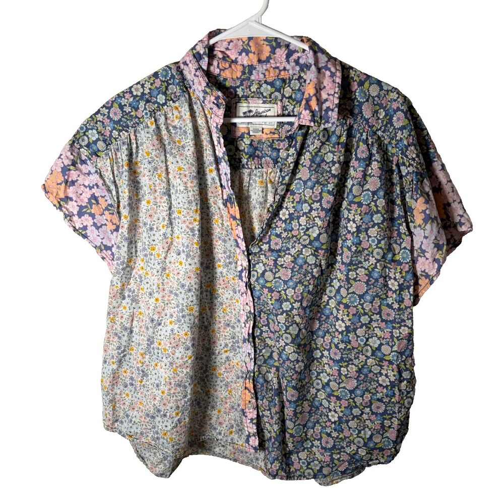 American Eagle Shirt Women's Medium Floral Button Up Short Sleeve Collared Top